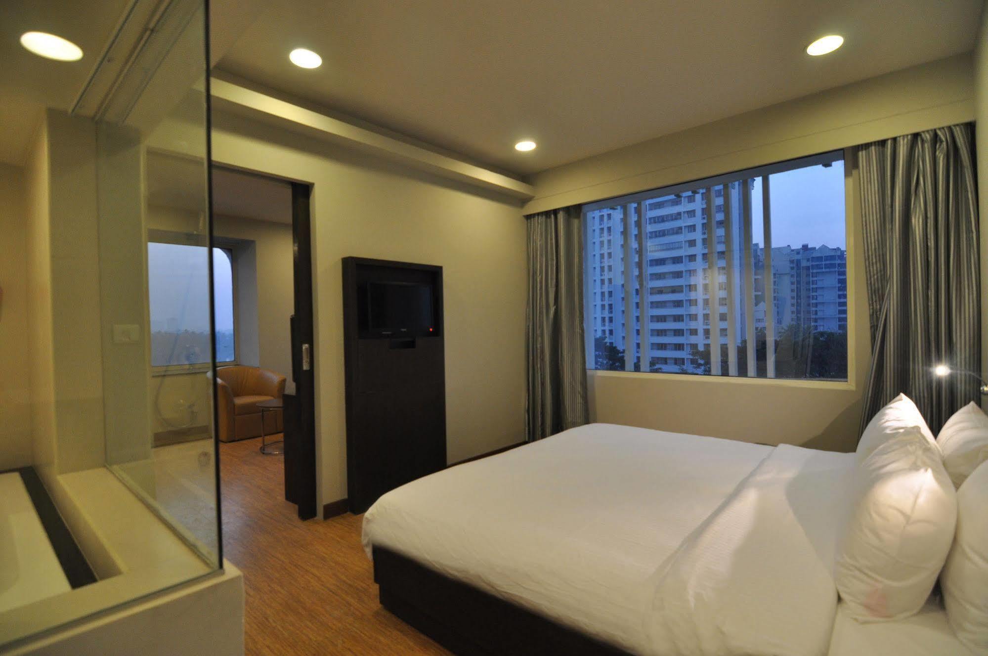 Keys Select By Lemon Tree Hotels, Kochi Extérieur photo